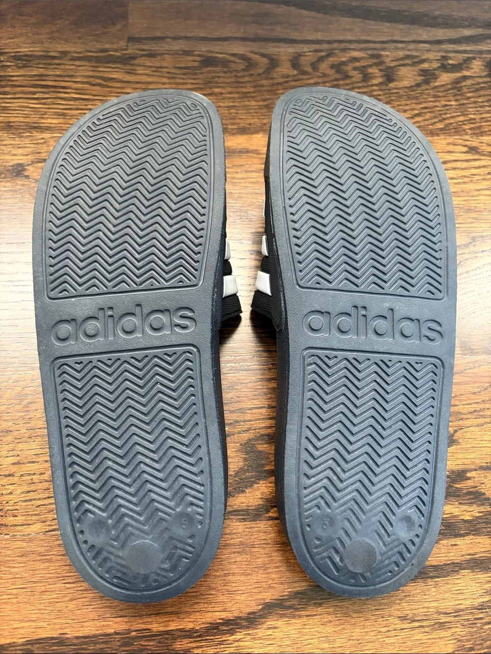 adidas easy slip